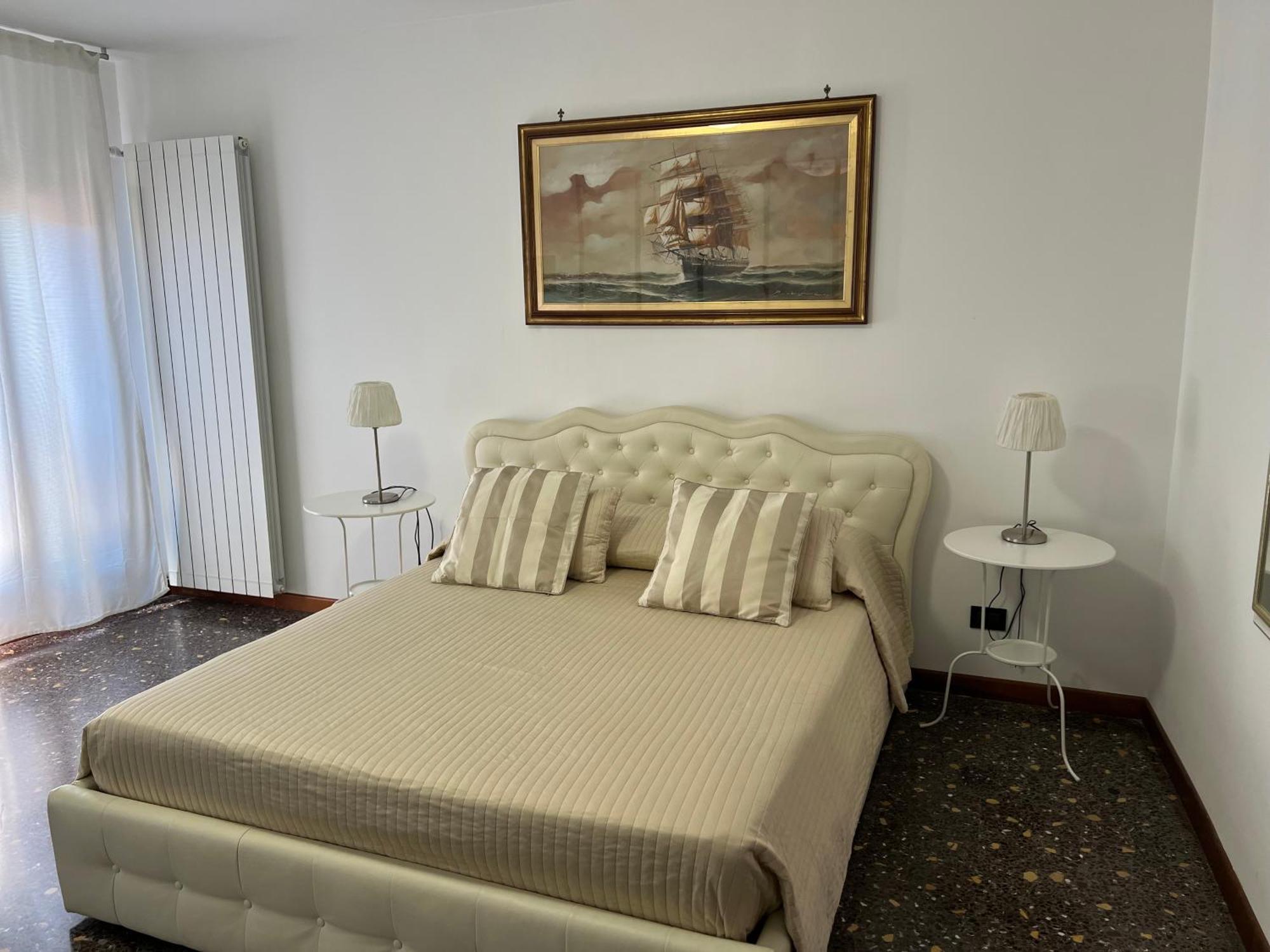 Ca' Delfina Holiday Home Venedig Exteriör bild